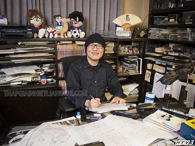 Tác giả Aoyama Yoshimasa với bộ truyện Thám tử lừng danh Conan